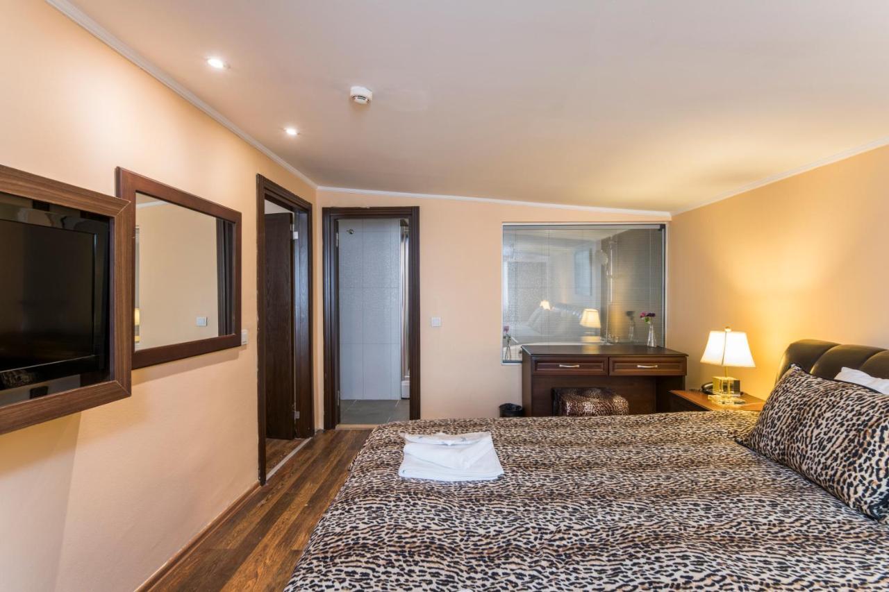 My Dome Economy Hotel Istanbul Eksteriør billede